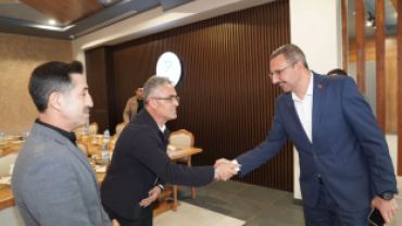 Belediye Başkanımız Sayın İhsan Talay, ilçemiz ve köylerimizde görev yapan kıymetli din görevlilerimiz ve emekli hocalarımızla bir araya geldi.