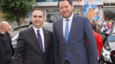 Bir dizi program ve ziyaret kapsamında ilimize teşrif eden Sanayi ve Teknoloji Bakanımız Sayın Mehmet Fatih Kacır ile AK Parti Kırklareli İl Başkanlığımızda bir araya geldik.