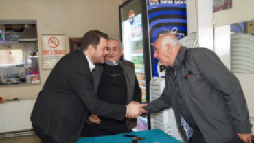 İlçemize değer katan, esnafımıza güç veren bu güzel işletmenin hayırlı olmasını diliyor; Fatih kardeşimize bol kazançlar, bereketli ve başarılı işler temenni ediyorum.