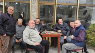 Caner Okuroğlu abimizin Beşyolda hizmete açtığı Beşyol Kıraathanesi’ni ziyaret ederek hayırlı olsun dileklerimizi ilettik.