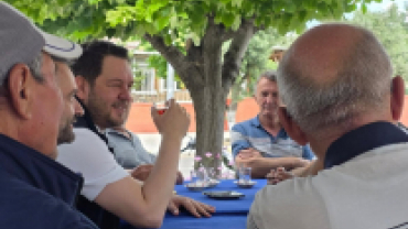 Cuma namazı sonrası Beşyol’da hemşehrilerimizle bir araya geldik.