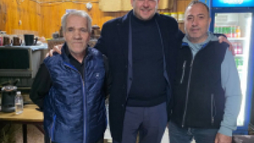 Cuma namazı sonrası esnaf ve vatandaşımızı ziyaret ederek hal hatırlarını sorduk.