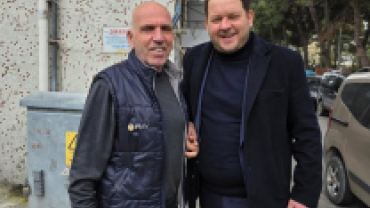 Cuma namazı sonrası esnaf ve vatandaşımızı ziyaret ederek hal hatırlarını sorduk.