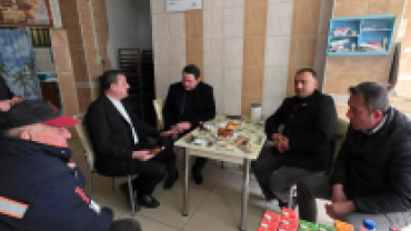 Cuma namazı sonrası esnaf ve vatandaşımızı ziyaret ederek hal hatırlarını sorduk.