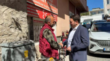 Esnaf ve vatandaşlarımızı ziyaret ederek hemşehrilerimizin talep ve önerilerini dinledik, sohbetlerine ortak olduk.