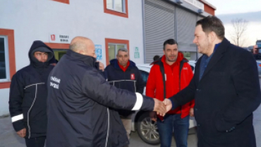 Belediye Başkanımız Sayın İhsan Talay Haftanın ilk mesai başlangıcında personelimizi ziyaret ederek hayırlı işler diledi.