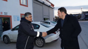 Belediye Başkanımız Sayın İhsan Talay Haftanın ilk mesai başlangıcında personelimizi ziyaret ederek hayırlı işler diledi.