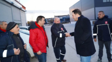 Belediye Başkanımız Sayın İhsan Talay Haftanın ilk mesai başlangıcında personelimizi ziyaret ederek hayırlı işler diledi.
