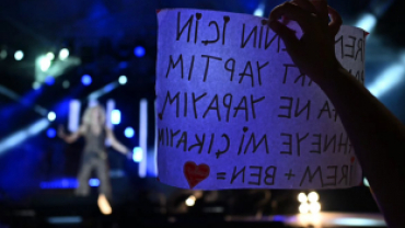 Festivalimizin ikinci gününde sevilen sanatçı İrem Derici’yi Pınarhisar’ımızda ağırladık.