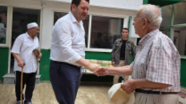 Geçtiğimiz yıl ebediyete intikal eden belediye personelimiz Yasin Demir için düzenlenen mevlit programına katılım sağladık.