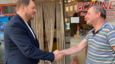 Hafta sonu mesaimizde esnaf ve vatandaşlarımızla bir araya gelerek hal ve hatırlarını sorduk.