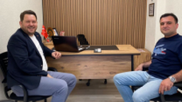 Hafta sonu mesaimizde esnaf ve vatandaşlarımızla bir araya gelerek hal ve hatırlarını sorduk.