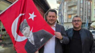 Hafta sonu mesaimizde ilçemizdeki esnaflarımızı ve vatandaşlarımızı ziyaret ederek hal ve hatırlarını sorduk.