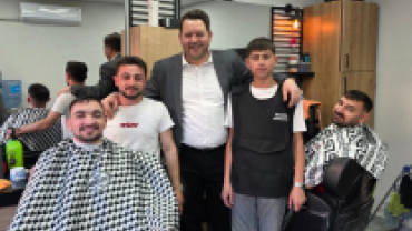 Hafta sonu mesaimizde ilçemizdeki esnaflarımızı ve vatandaşlarımızı ziyaret ederek hal ve hatırlarını sorduk.