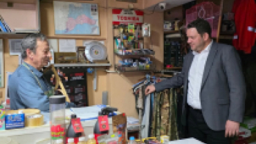 Hafta sonu mesaimizde ilçemizdeki esnaflarımızı ve vatandaşlarımızı ziyaret ederek hal ve hatırlarını sorduk.