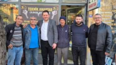 Hafta sonu mesaimizde ilçemizdeki esnaflarımızı ve vatandaşlarımızı ziyaret ederek hal ve hatırlarını sorduk.