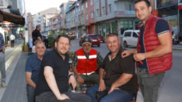 Hemşehrilerimiz ile birlikteyiz.