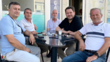 Hemşehrilerimizle bir aradayız. Esnafımıza hayırlı işler diledik, vatandaşımızla çay içip sohbet ettik.