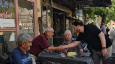 Hemşehrilerimizle bir aradayız. Esnafımıza hayırlı işler diledik, vatandaşımızla çay içip sohbet ettik.