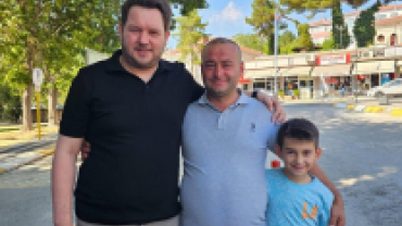 Hemşehrilerimizle bir aradayız. Esnafımıza hayırlı işler diledik, vatandaşımızla çay içip sohbet ettik.