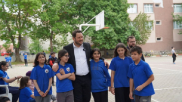 Her Okulda Birlik, Her Sofrada Kardeşlik” etkinliğimizin 5. durağında İmam Hatip Ortaokulumuzda kıymetli öğrencilerimizle bir araya geldik.