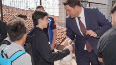 “Her Okulda Birlik, Her Sofrada Kardeşlik” projemizin 7. ve son durağında Atatürk Ortaokulumuzda kıymetli öğrencilerimizle bir araya geldik.
