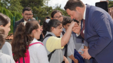 “Her Okulda Birlik, Her Sofrada Kardeşlik” projemizin 7. ve son durağında Atatürk Ortaokulumuzda kıymetli öğrencilerimizle bir araya geldik.
