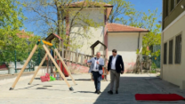 İbrahim Dalkılıç İlkokulu tarafından düzenlenen Lezzet Kermesi ve Çocuk Şenliği programına katılarak öğrencilerimizin, öğretmenlerimizin ve velilerimizin bir araya geldik.