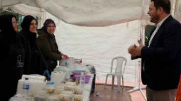 İbrahim Dalkılıç İlkokulu tarafından düzenlenen Lezzet Kermesi ve Çocuk Şenliği programına katılarak öğrencilerimizin, öğretmenlerimizin ve velilerimizin bir araya geldik.