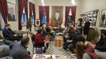 İlçemiz Orta mahlemizde bulunan Hayatım Apartmanı, Coşan Apartmanı ve Arda Apartmanı’nda yaşayan hemşehrilerimizle bir araya gelerek talep ve önerilerini dinledik.