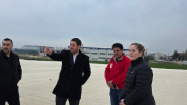 İlçemizin cadde ve sokaklarını daha modern, güvenli ve kullanışlı hale getirmek için ekiplerimiz aralıksız çalışmaya devam ediyor.