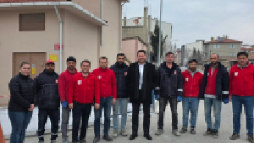 İlçemizin cadde ve sokaklarını daha modern, güvenli ve kullanışlı hale getirmek için ekiplerimiz aralıksız çalışmaya devam ediyor.