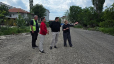 İlçemizde devam eden üstyapı, altyapı, yeni yaşam alanları ve yeni ulaşım ağı çalışmalarımızı sahada yerinde inceledik.
