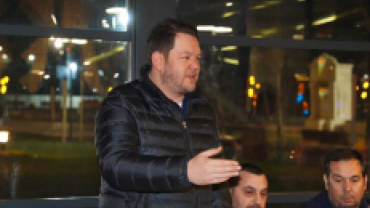 İlçemizde hayata geçirdiğimiz Zorunlu Tır Parkı Uygulaması ile ilgili olarak, Millet Bahçemizde tır şoförlerimizle bir araya geldik.