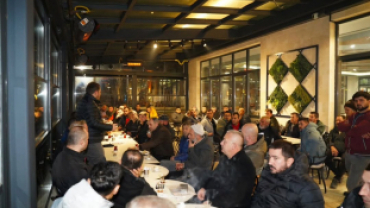 İlçemizde hayata geçirdiğimiz Zorunlu Tır Parkı Uygulaması ile ilgili olarak, Millet Bahçemizde tır şoförlerimizle bir araya geldik.