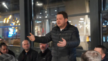 İlçemizde hayata geçirdiğimiz Zorunlu Tır Parkı Uygulaması ile ilgili olarak, Millet Bahçemizde tır şoförlerimizle bir araya geldik.