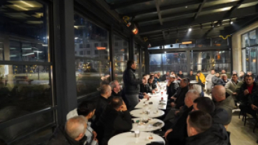 İlçemizde hayata geçirdiğimiz Zorunlu Tır Parkı Uygulaması ile ilgili olarak, Millet Bahçemizde tır şoförlerimizle bir araya geldik.