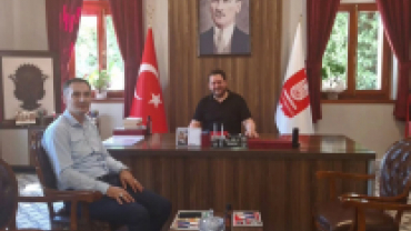 İlçemizde İlçe Müftüsü olarak göreve başlayan Sayın Mehmet Melik ÖZKAN’ı belediyemizde misafir ettik.