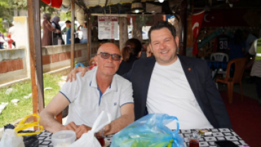 Esnaflarımıza hayırlı ve bereketli kazançlar, tüm hemşehrilerimize sağlıklı, huzurlu ve güzel bir hafta sonu diliyorum.
