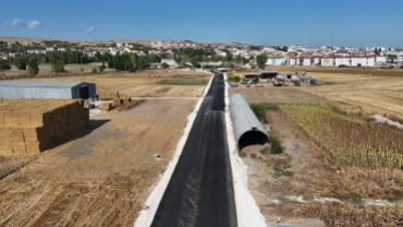 Kil Ocağı Yolumuzda Asfalt Çalışmalarımızı Bugün İtibarıyla Tamamlıyoruz.