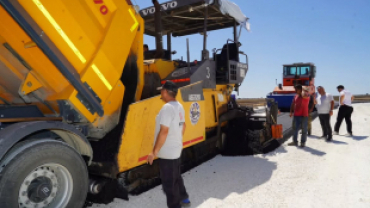 Kil Ocağı Yolumuzda Asfaltlama Çalışmalarına Bismillah Dedik.