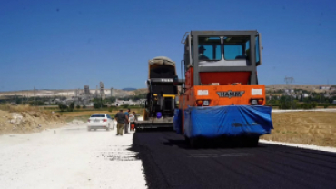 Kil Ocağı Yolumuzda Asfaltlama Çalışmalarına Bismillah Dedik.