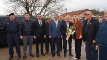 Kırklareli Valimiz Sayın Uğur Turan, Kaymakamımız Sayın Enver Özderin, il ve ilçe protokolümüz ile birlikte Tozaklı Köyü Çok Amaçlı Düğün Salonu’nun açılış programına katılım sağladık