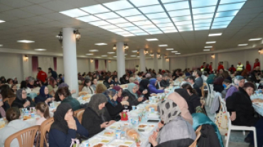 8 Mart Dünya Kadınlar Günü’nü gönülden tebrik ediyor, sağlık, huzur ve mutluluk diliyorum.