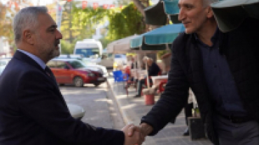 Hemşehrilerimizin hal ve hatırlarını sorduk, çalışmalarında kolaylık ve bereketli kazançlar diledik.