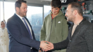 Hemşehrilerimizin hal ve hatırlarını sorduk, çalışmalarında kolaylık ve bereketli kazançlar diledik.