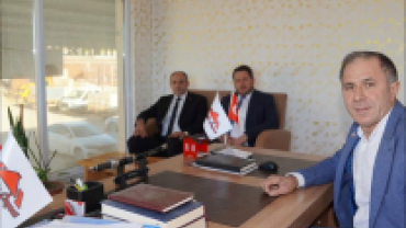 Hemşehrilerimizin hal ve hatırlarını sorduk, çalışmalarında kolaylık ve bereketli kazançlar diledik.