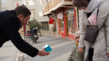 Miraç Kandili Münasebetiyle Hemşehrilerimize Kandil simiti ikramında bulunduk.