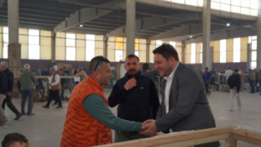 Pınarhisar Kapalı Pazar Yerimizde gerçekleştirilen festivalde, birbirinden özel kümes ve kafes hayvanları sergilendi.