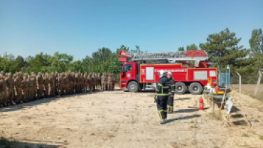 5’inci Kolordu Komutanlığı İstihkâm Alay Komutanlığı personeline yönelik yangın tatbikatı gerçekleştirildi.